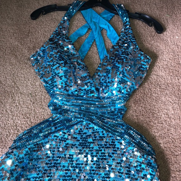 Sequin Prom Dress💙✨ - Picture 2 of 8